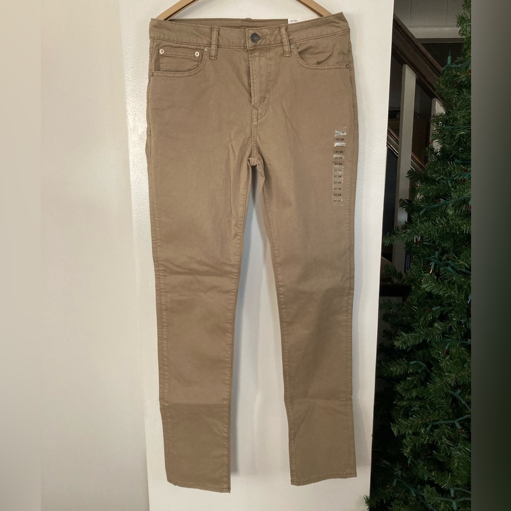 American Eagle Khaki’s Flex Size 31x34
